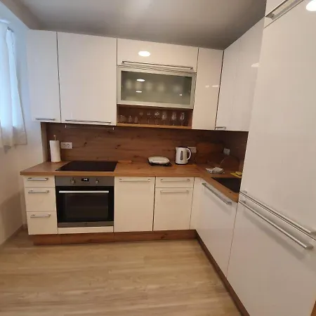 Gea 2 Tour As Apartment