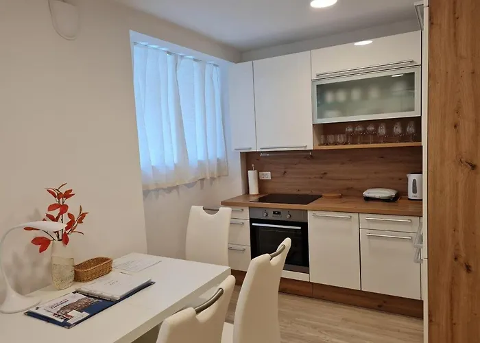 Gea 2 Tour As * リュブリャナ